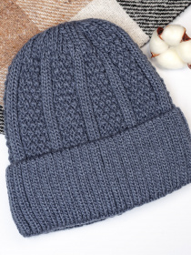 Шапка ISSA Plus модель SH-18_blue Фото