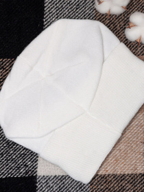 Шапка ISSA Plus модель SH-19_white Фото