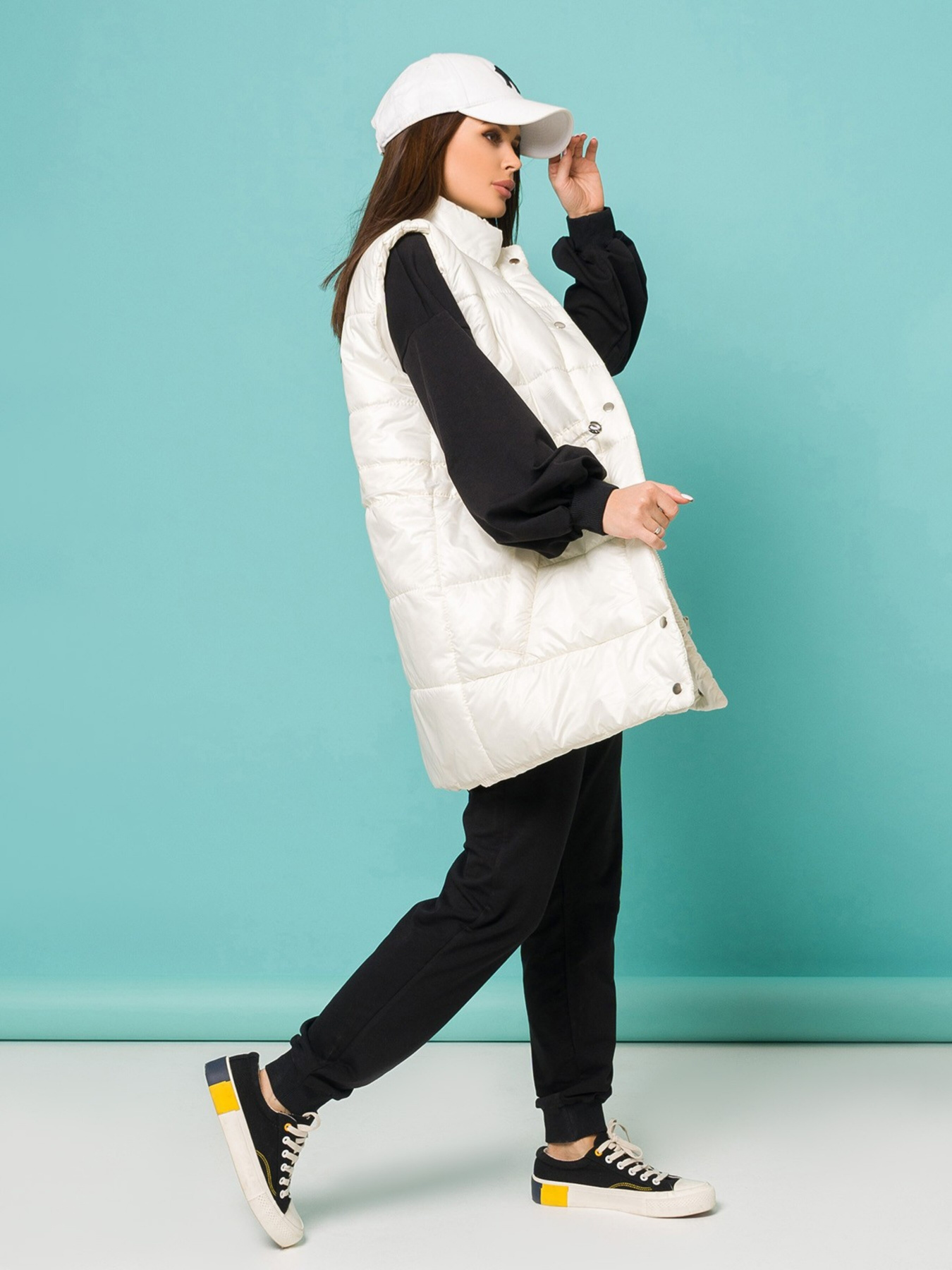 Утепленный жилет ISSA Plus модель SA-337_milky. Фото