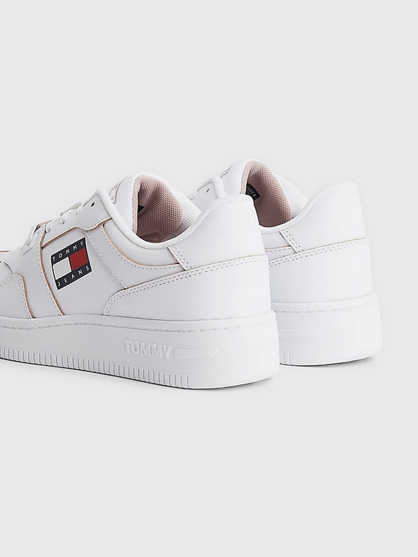 Кроссовки Tommy Hilfiger модель EN0EN01881-YBR Фото