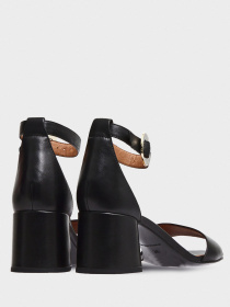 Сандалии Emporio Armani модель X3P708-XF438-00002 Фото