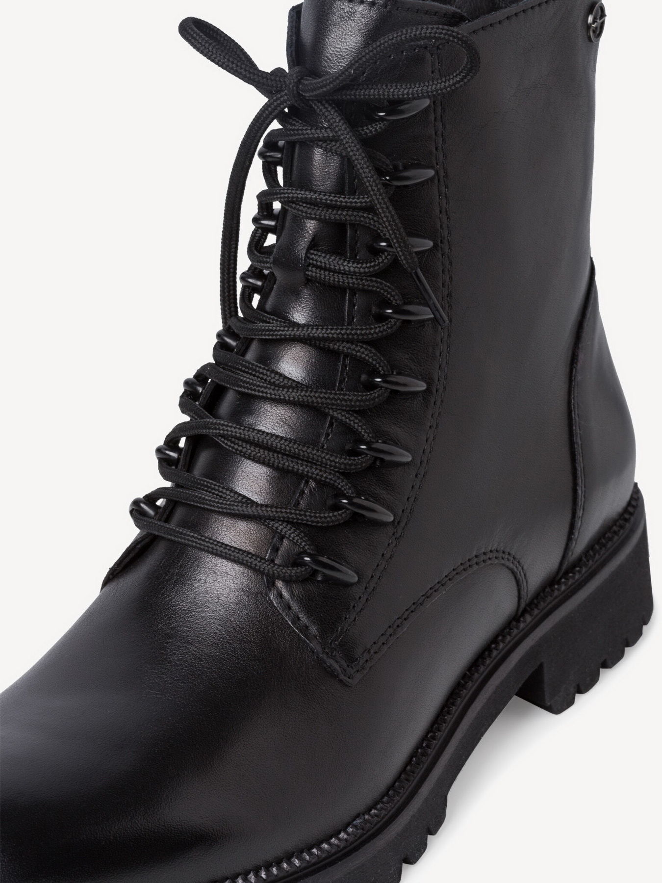 Ботинки и сапоги Tamaris модель 25234-27-007 BLACK UNI Фото