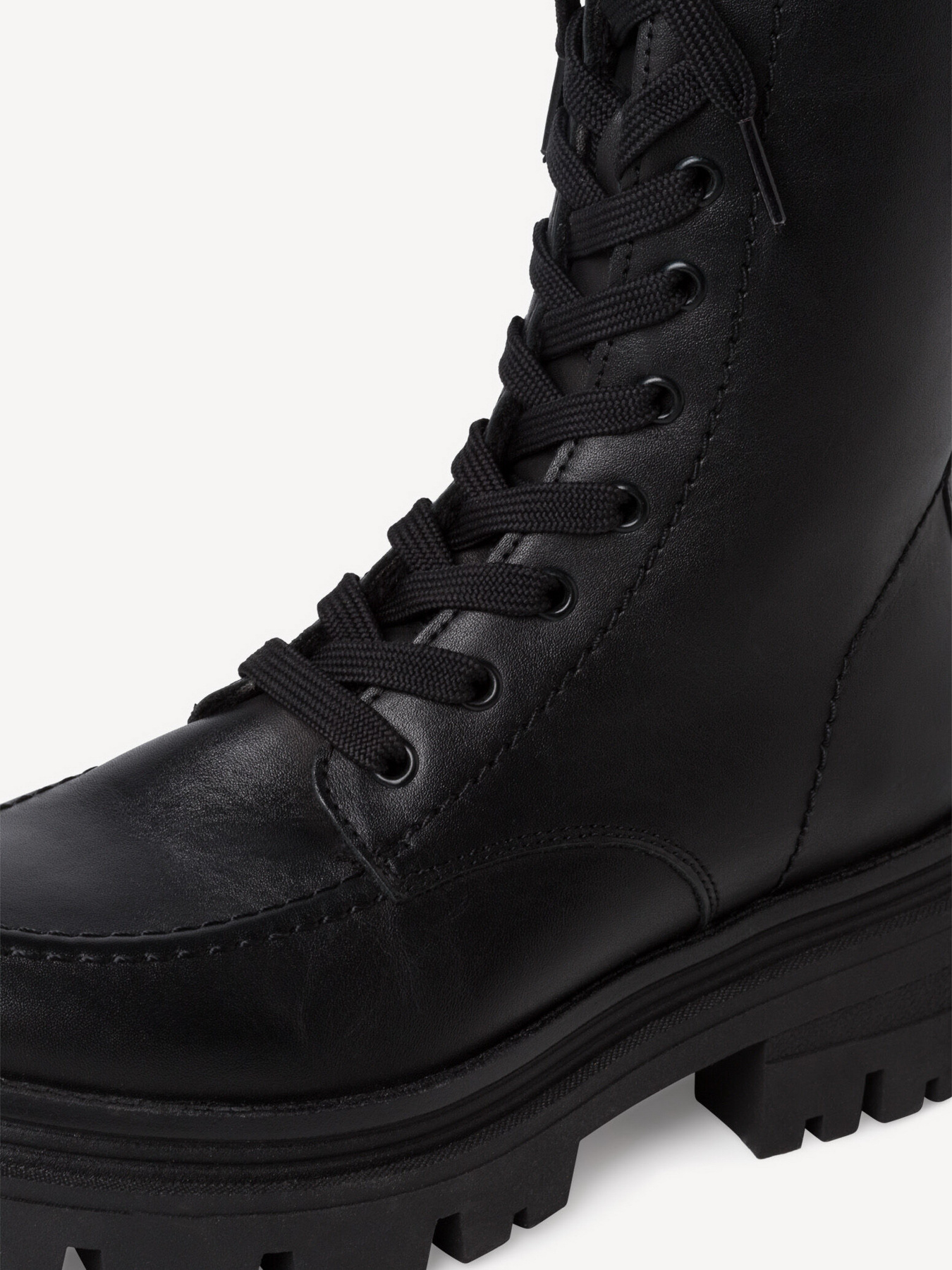 Ботинки и сапоги Tamaris модель 25814-27-003 BLACK LEATHER Фото