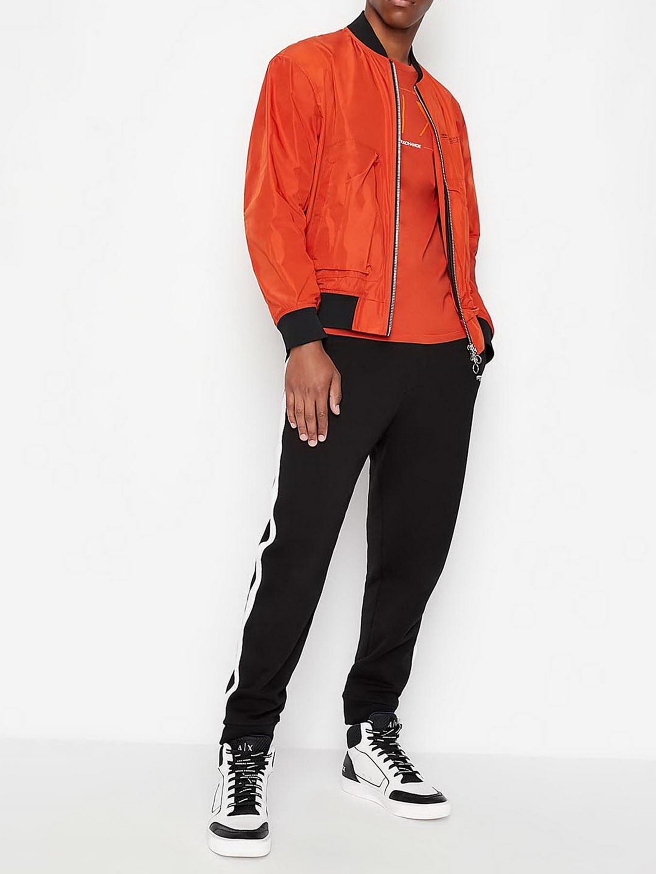 Футболки и поло Armani Exchange модель 3LZTBT-ZJA5Z-1498 Фото