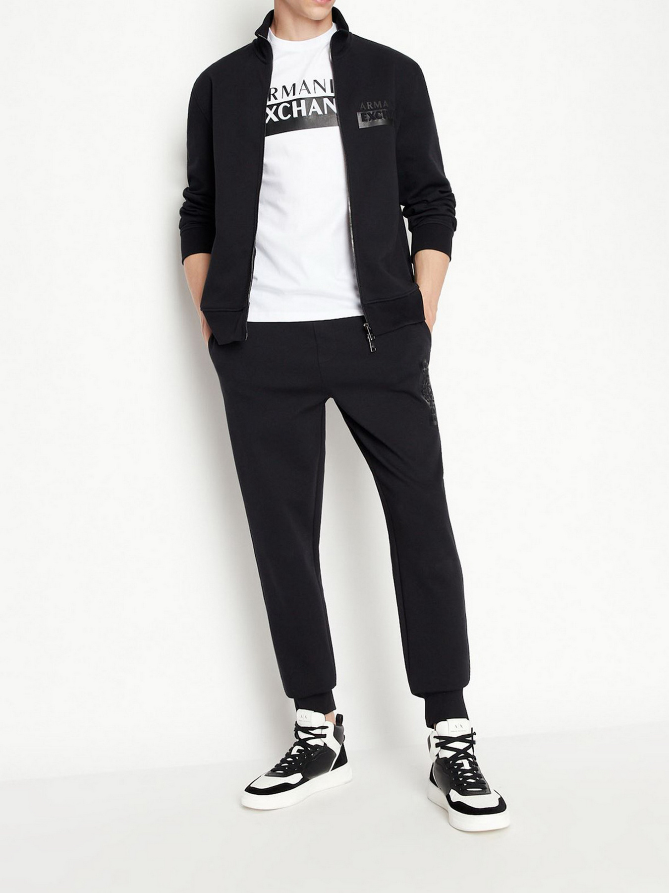 Футболки и поло Armani Exchange модель 6LZTBE-ZJGCZ-1100 Фото