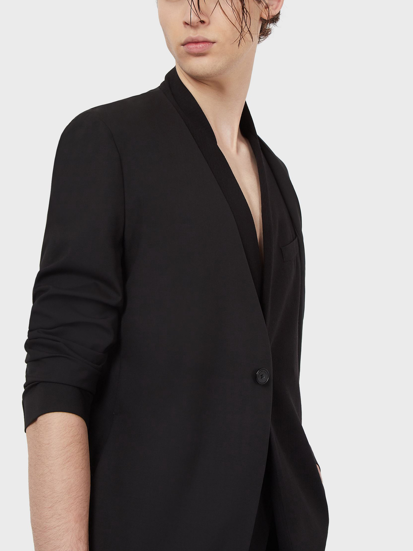 Пиджаки Emporio Armani модель A1G400-A1156-999 Фото