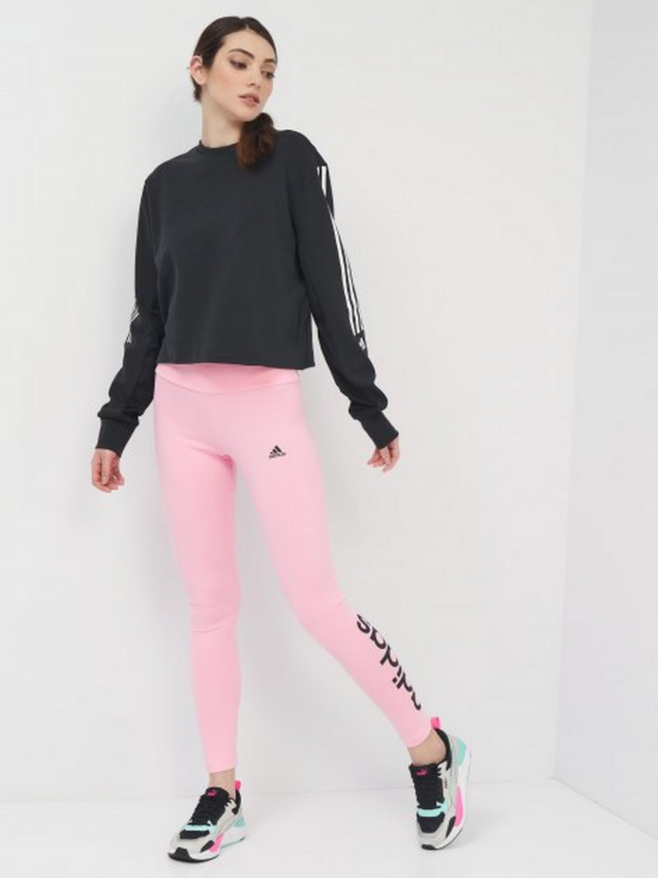 Брюки Adidas модель HD1691 Фото