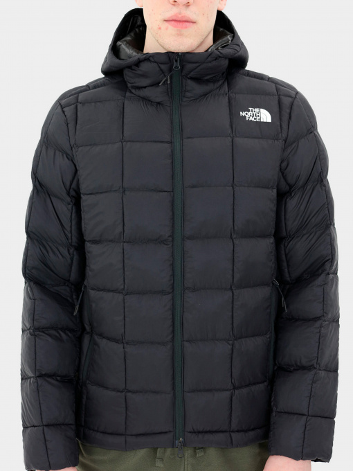 Күрткелер мен тондар The North Face үлгі NF0A5GLIJK31 Фото
