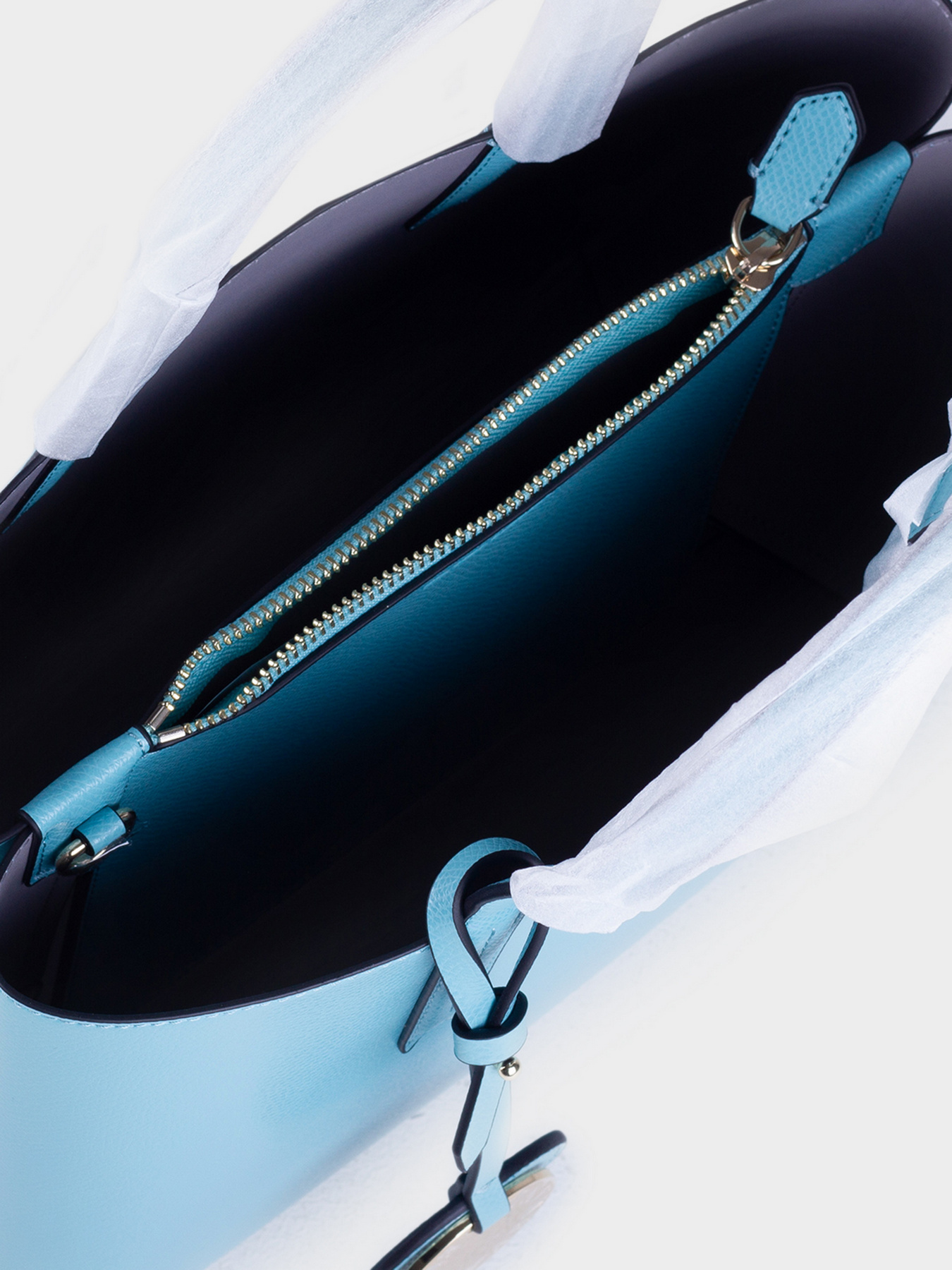 Сумки Emporio Armani модель Y3D245-YH15A-87078 Фото