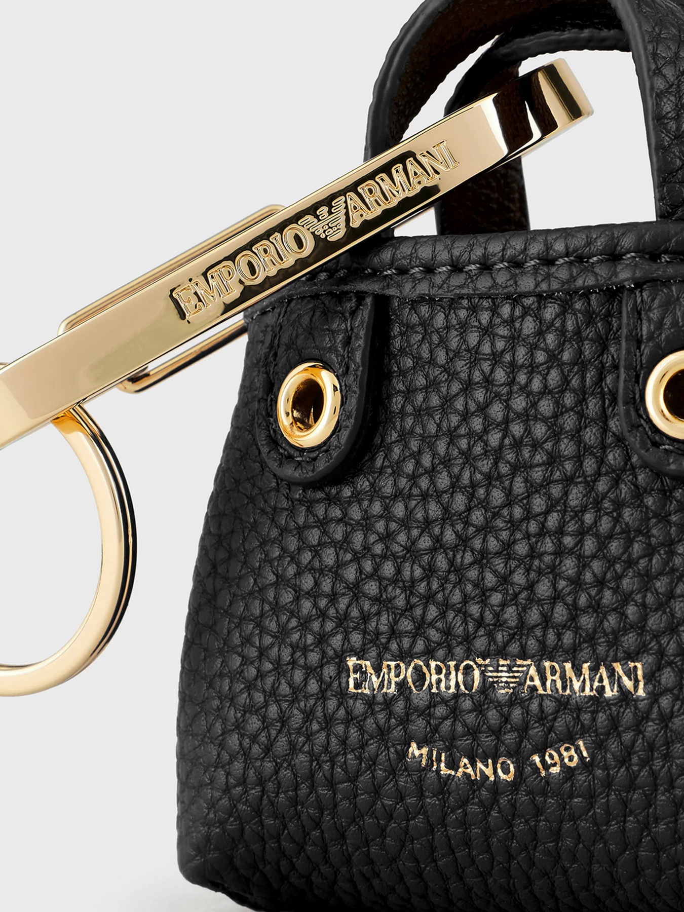 Косметички и холдеры Emporio Armani модель Y3H289-YFW9B-80001 Фото