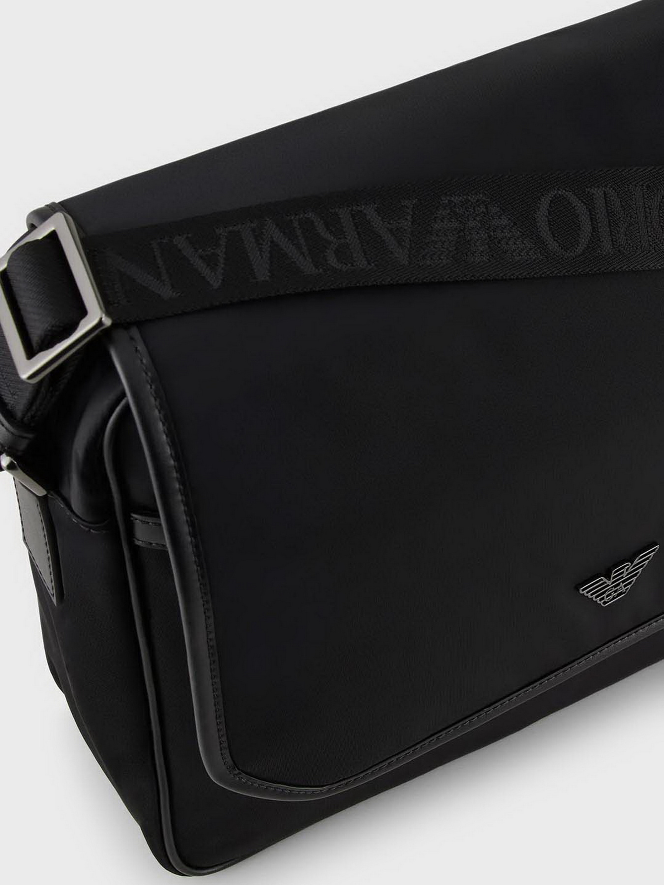 Сумки Emporio Armani модель Y4M361-Y139J-80001 Фото