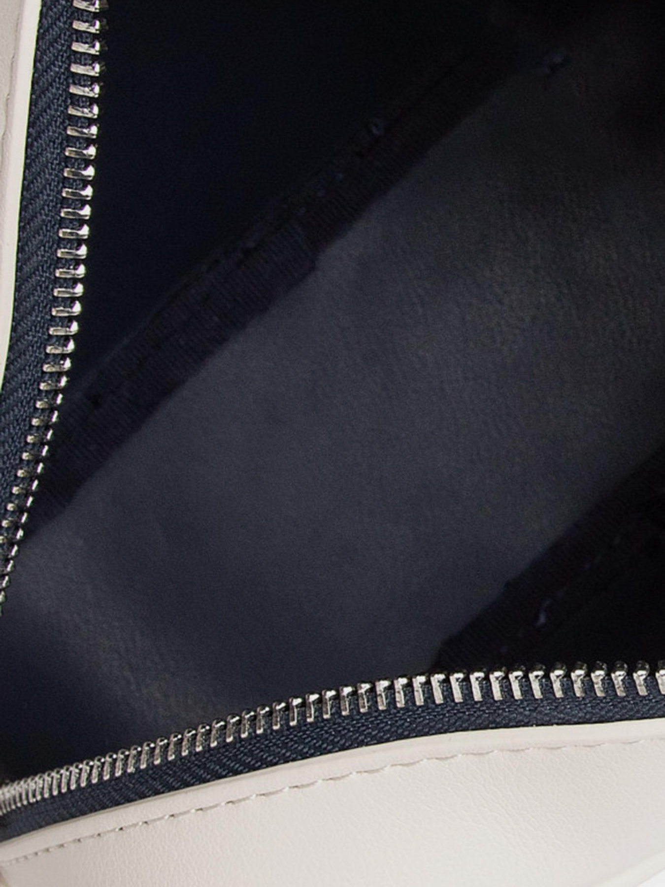 Сумки Tommy Hilfiger модель AW0AW11835-ACE Фото