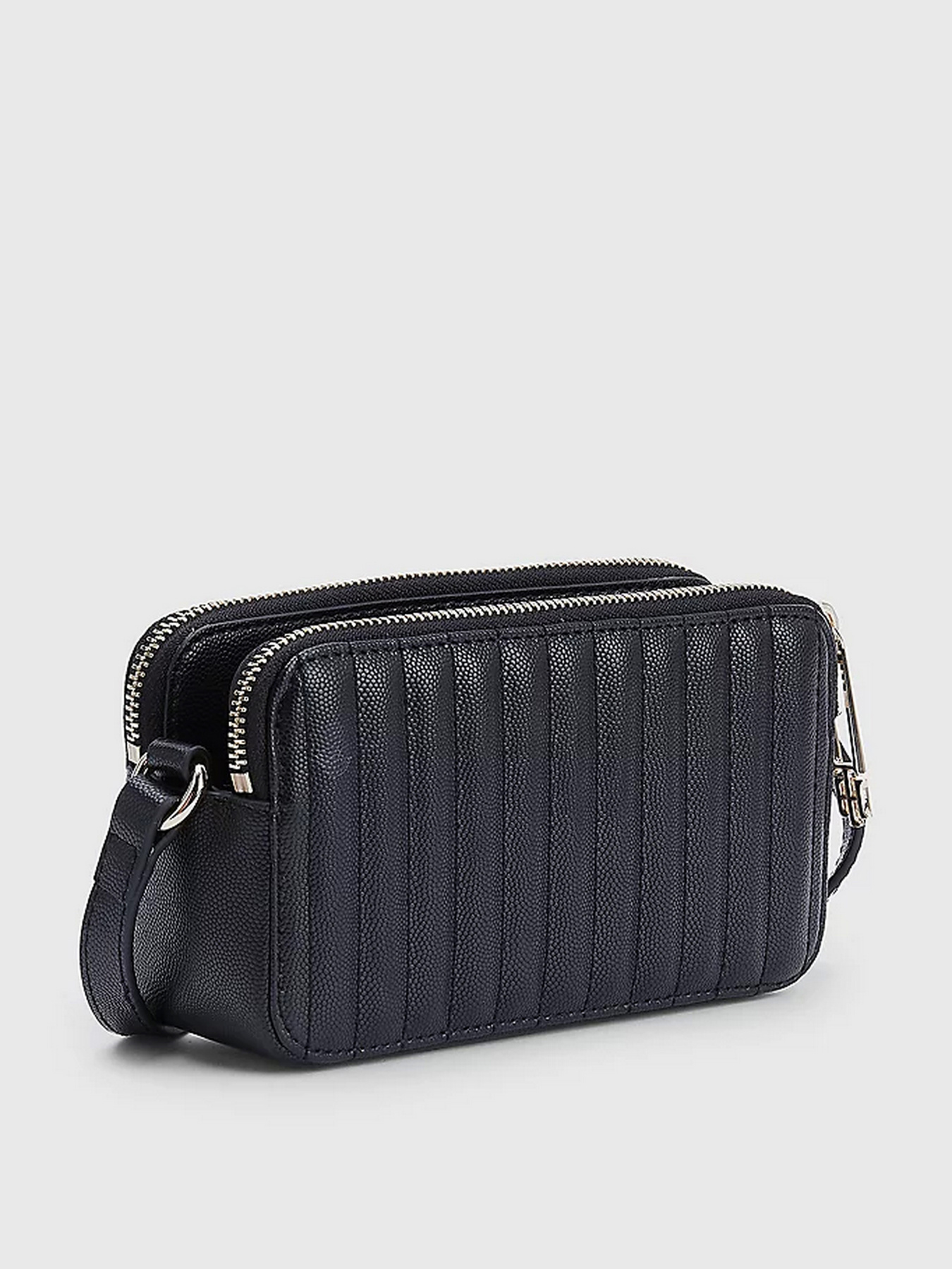 Сумки Tommy Hilfiger модель AW0AW13143-BDS Фото