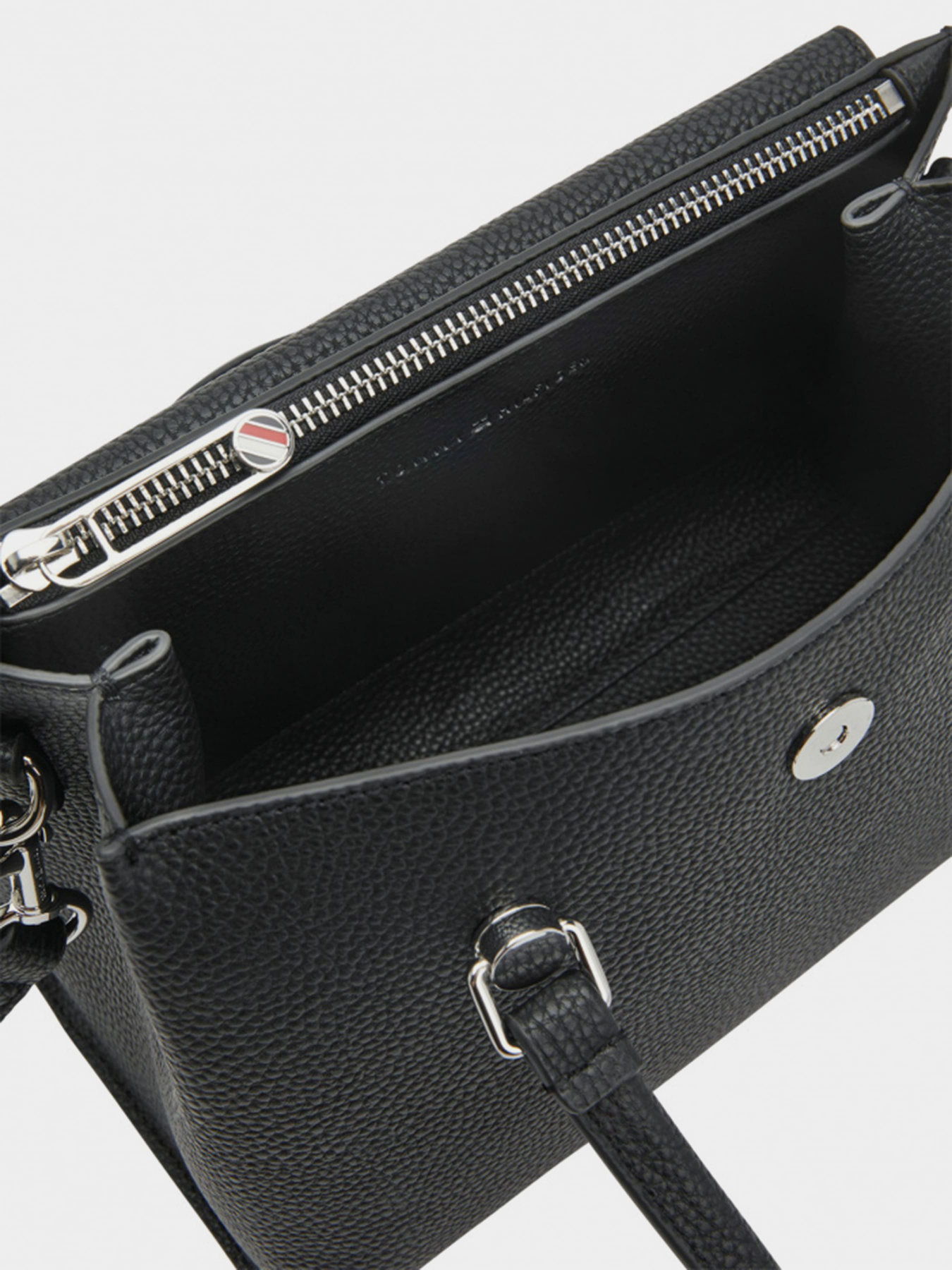 Сумки Tommy Hilfiger модель AW0AW13157-BDS Фото
