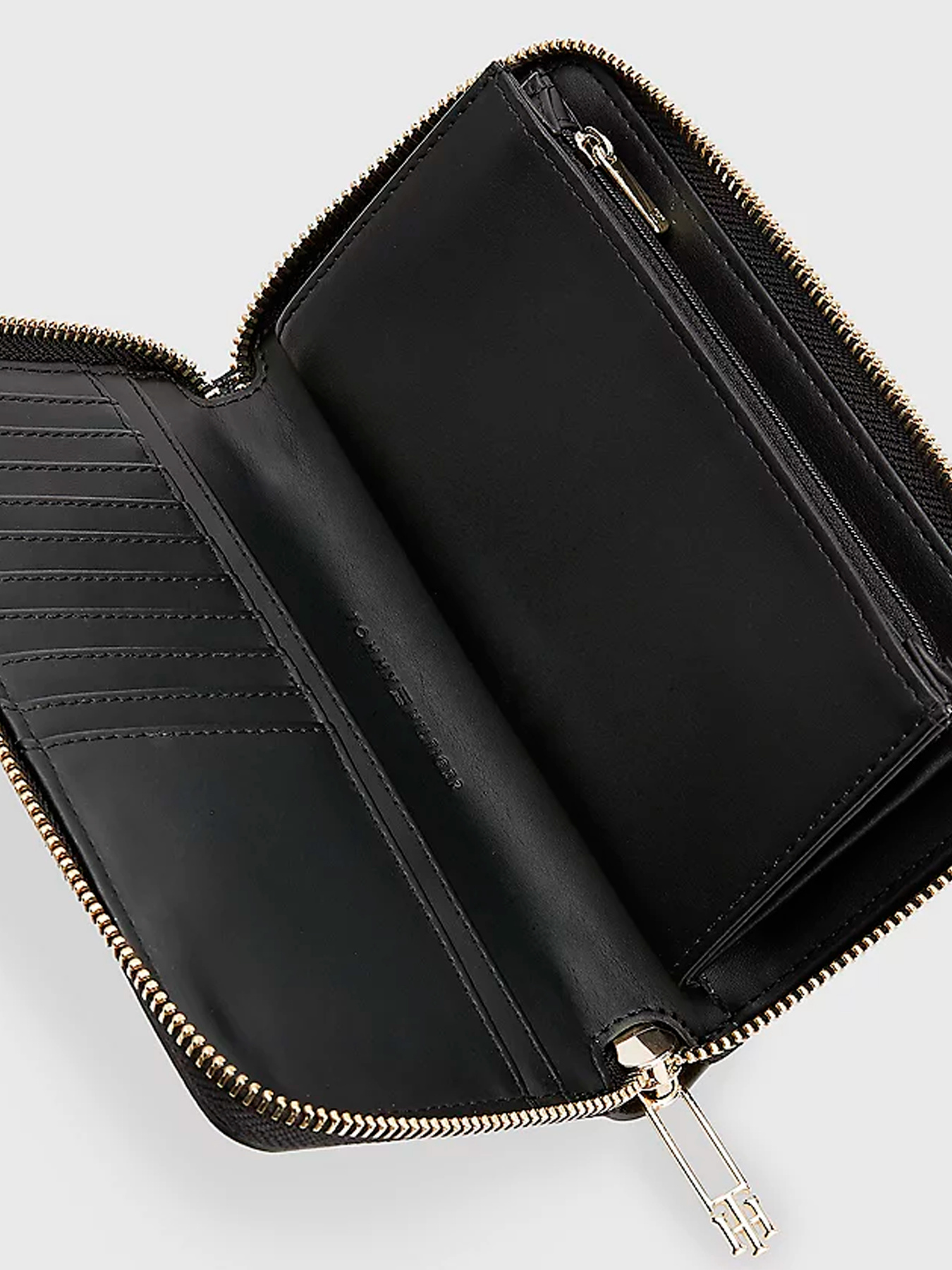 Кошельки Tommy Hilfiger модель AW0AW13645-BDS Фото