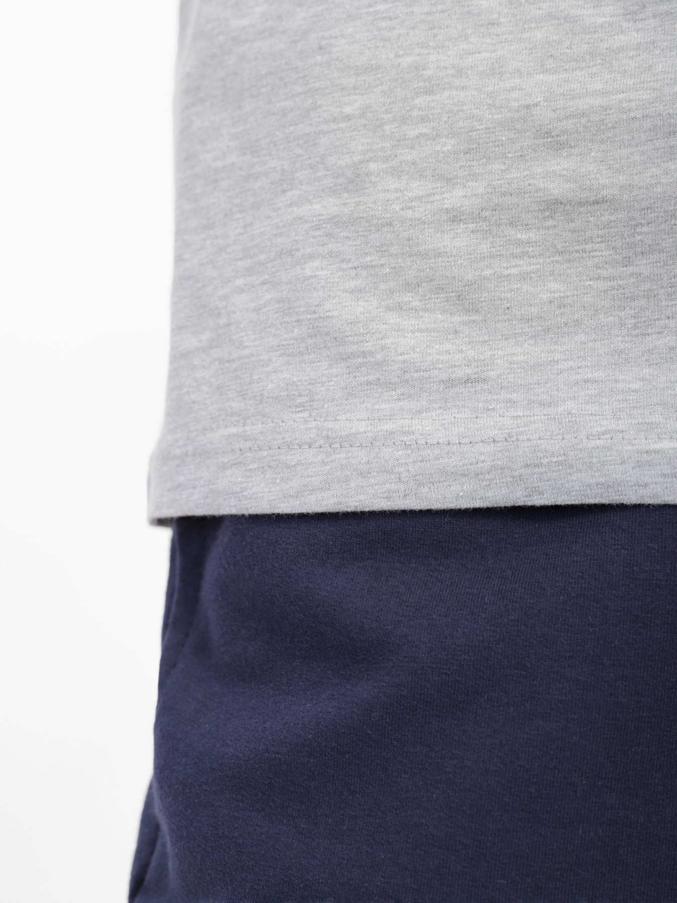 Лонгслів Роза модель 220609_1 Фото