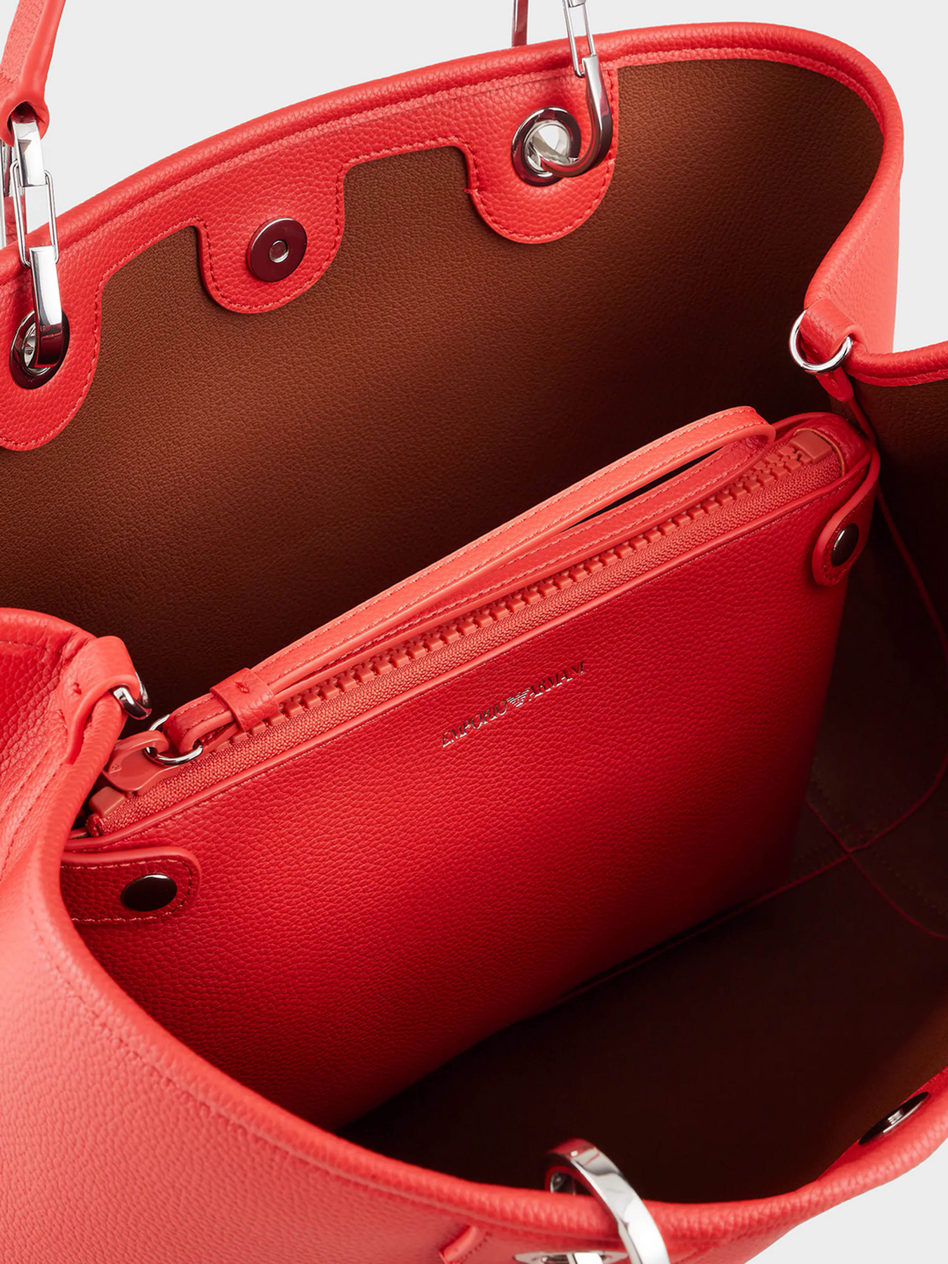 Сумки Emporio Armani модель Y3D165-YFO5E-87795 Фото