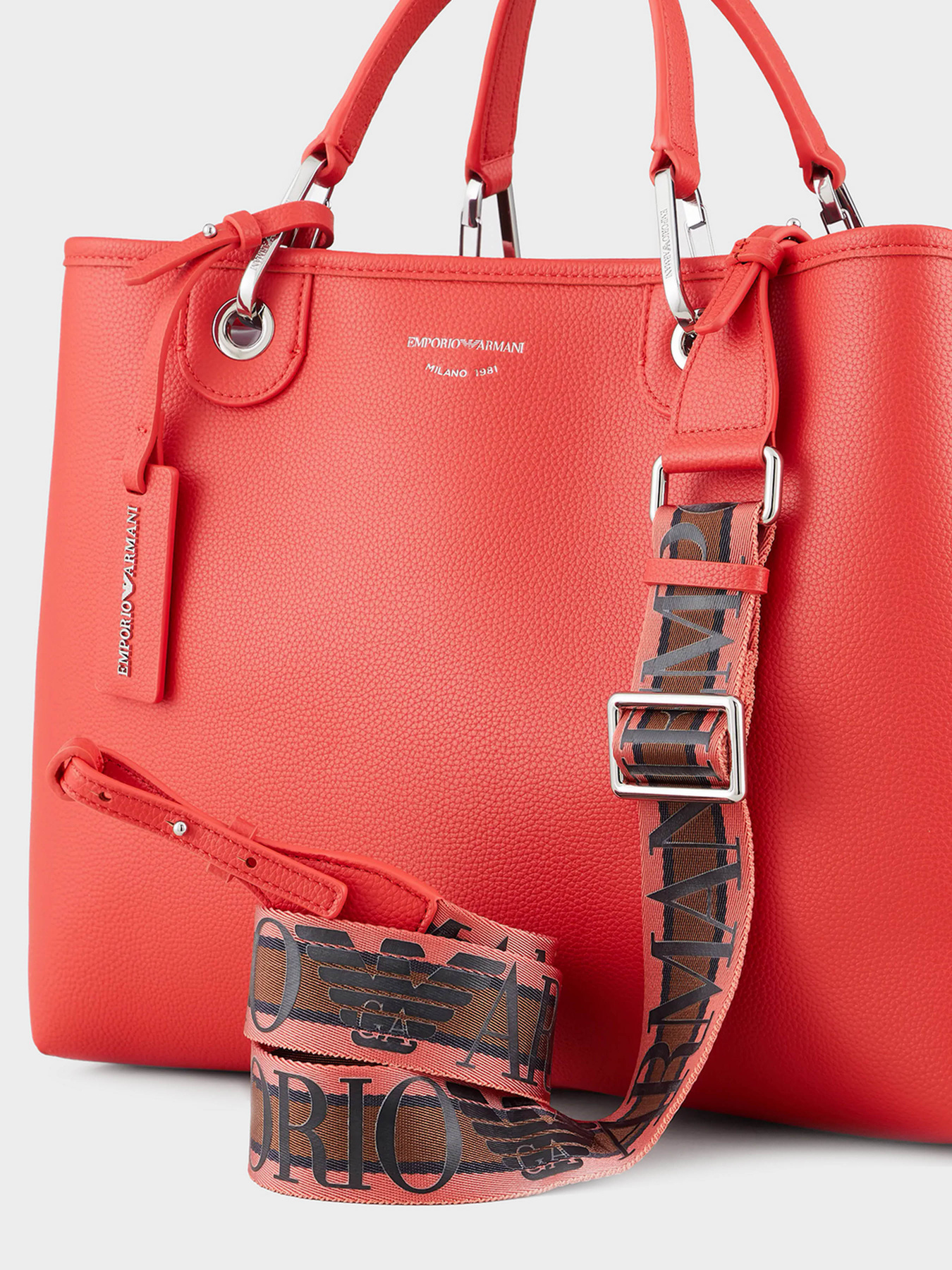 Сумки Emporio Armani модель Y3D165-YFO5E-87795 Фото