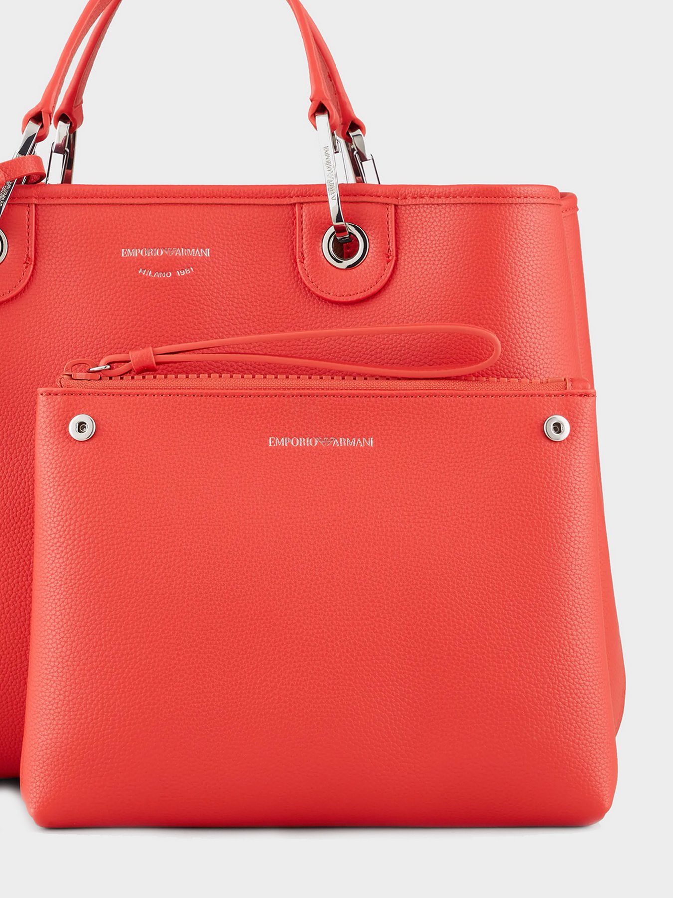 Сумки Emporio Armani модель Y3D165-YFO5E-87795 Фото