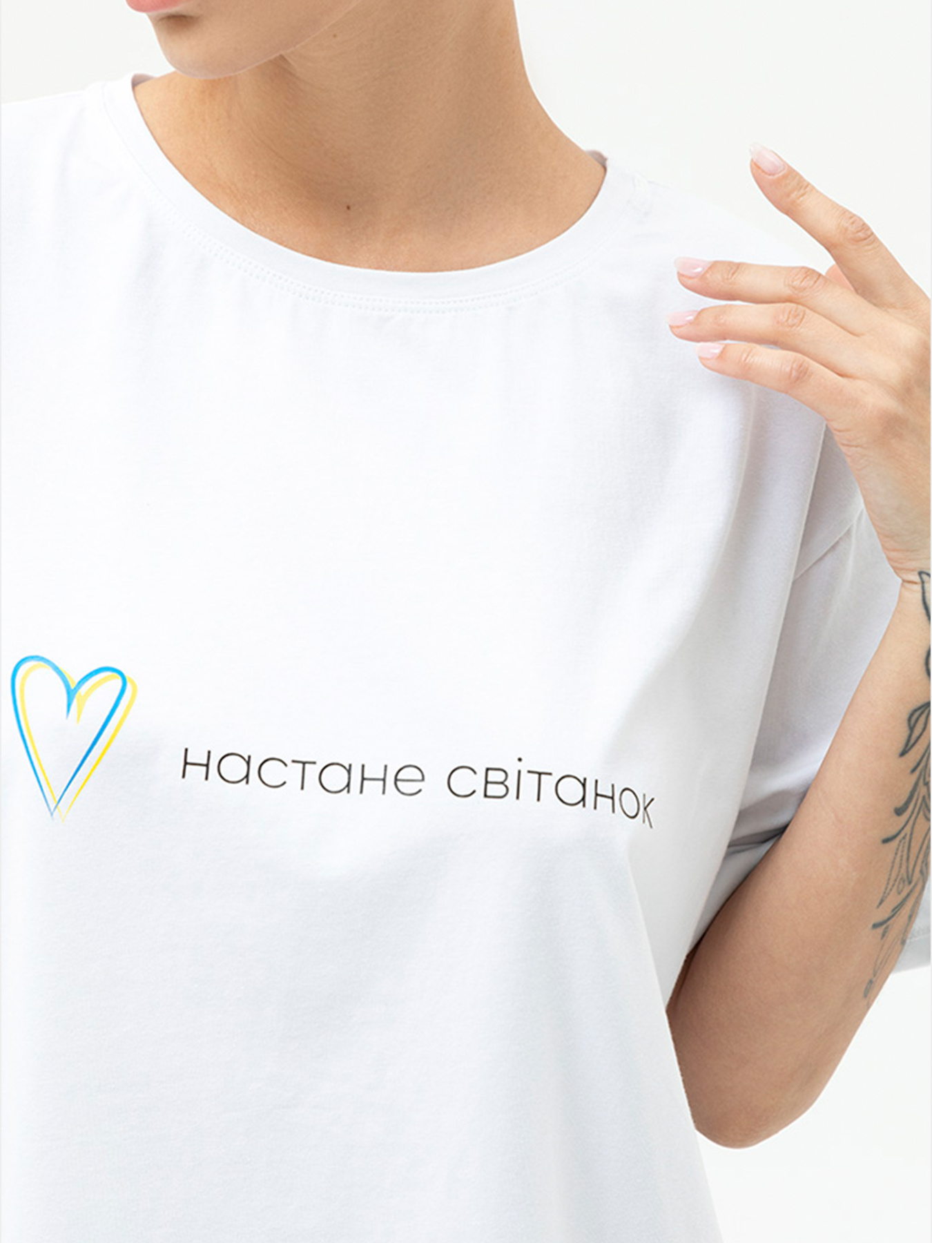 Футболка OVA OVA модель 18ft-16sv-wh Фото