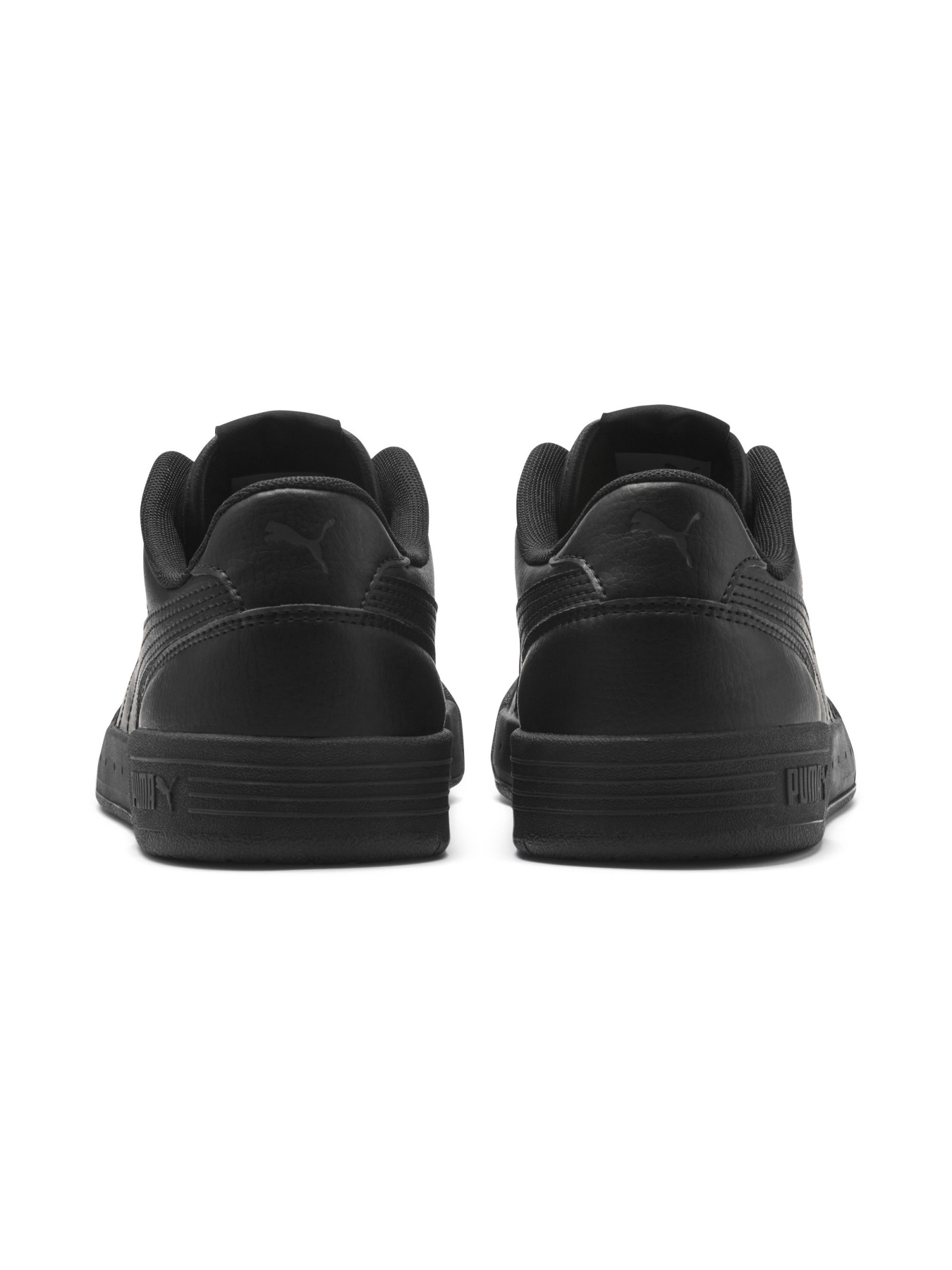 Кроссовки повседневные PUMA Caracal модель 369863 Кроссовки повседневные PUMA Caracal модель 369863 Фото