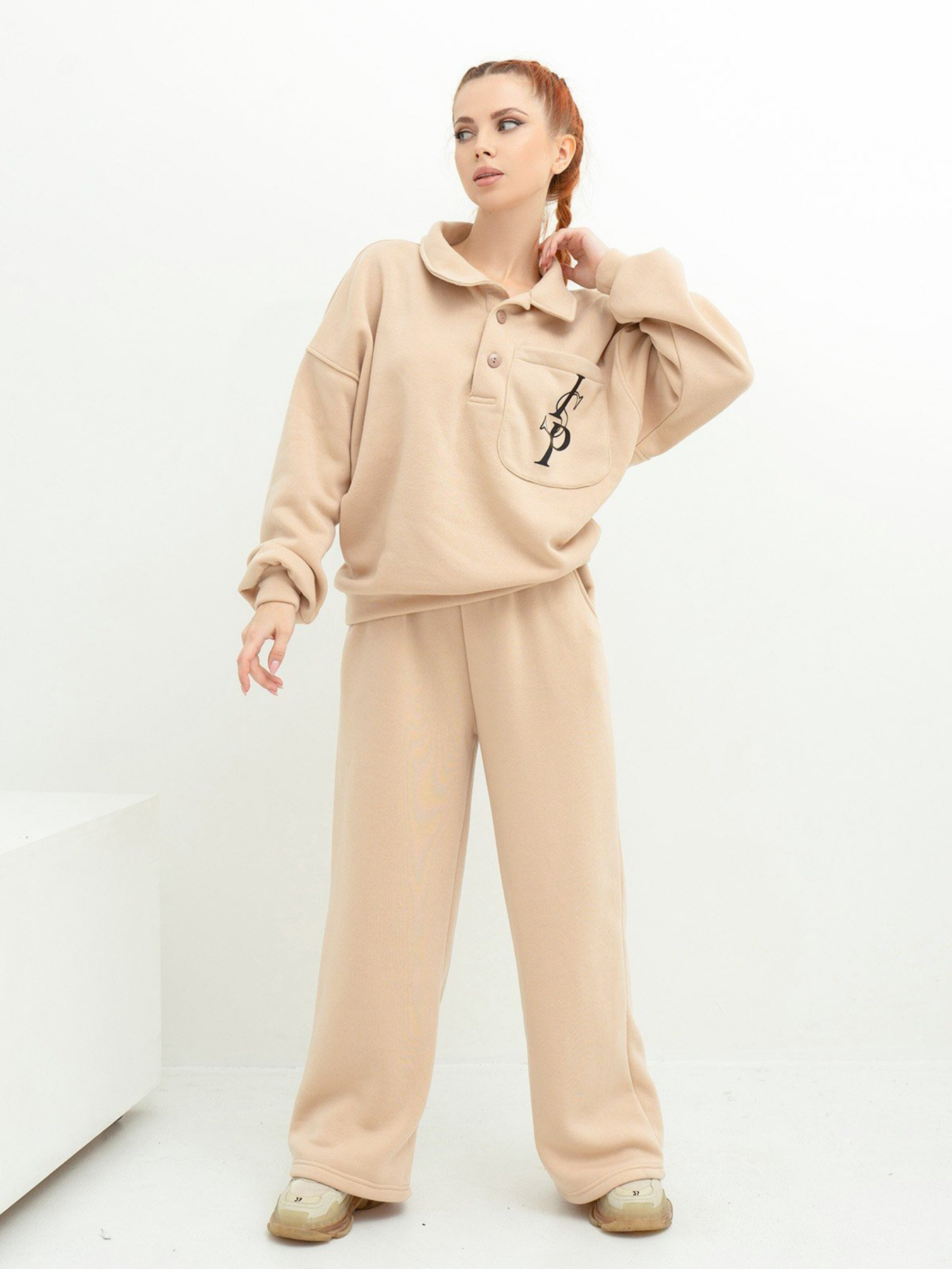 Повседневный костюм ISSA Plus модель 13618_beige Повседневный костюм ISSA Plus модель 13618_beige Фото