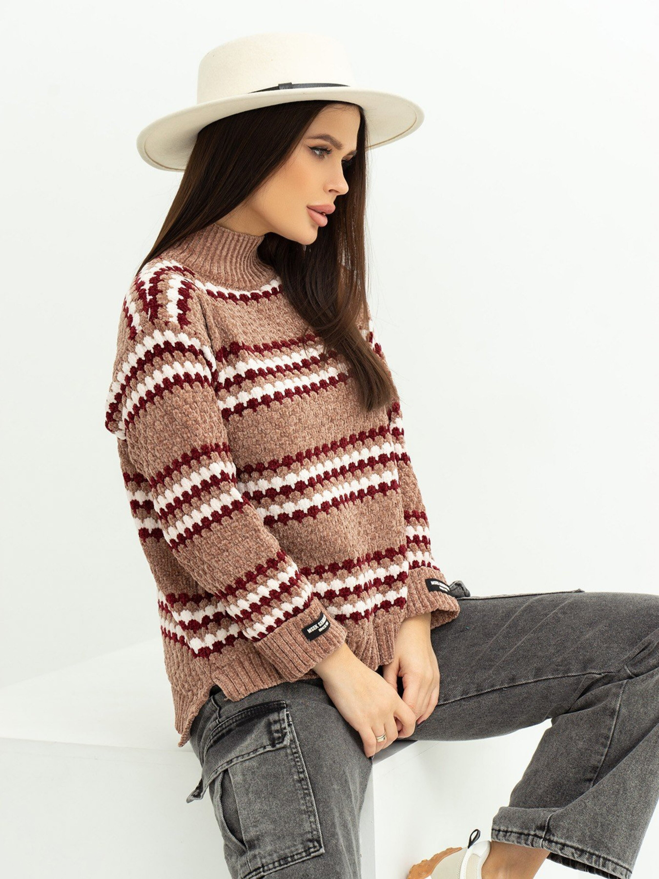 Свитер ISSA Plus модель WN20-368_beige Фото