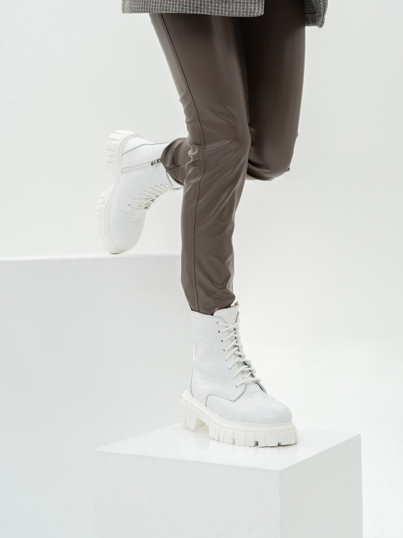 Черевики ISSA Plus модель OB2-158_white Фото