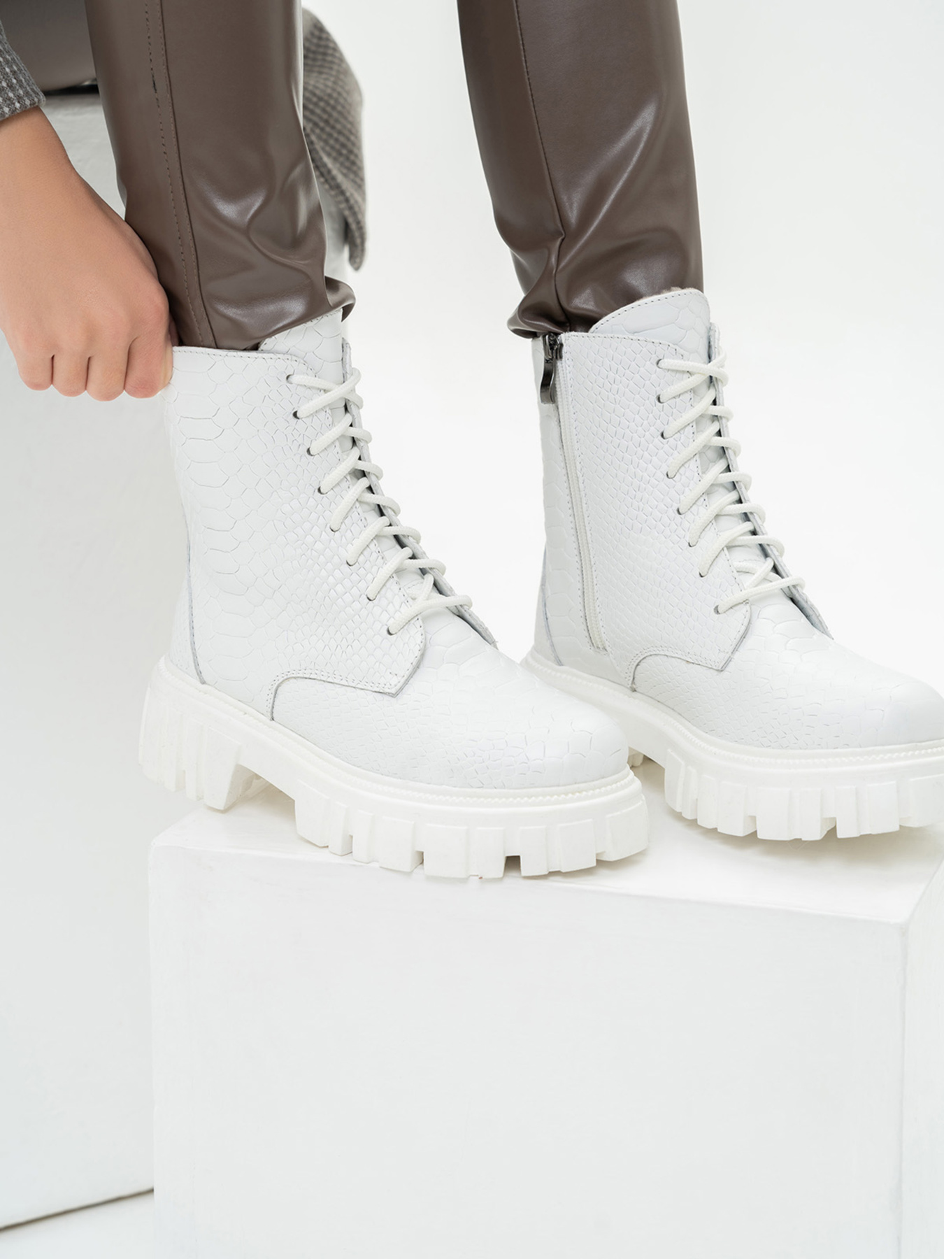 Черевики ISSA Plus модель OB2-158_white Фото