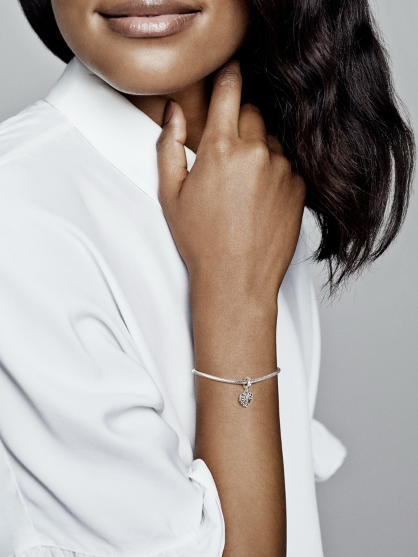 Класичні PANDORA Moments модель 799149C00 Фото