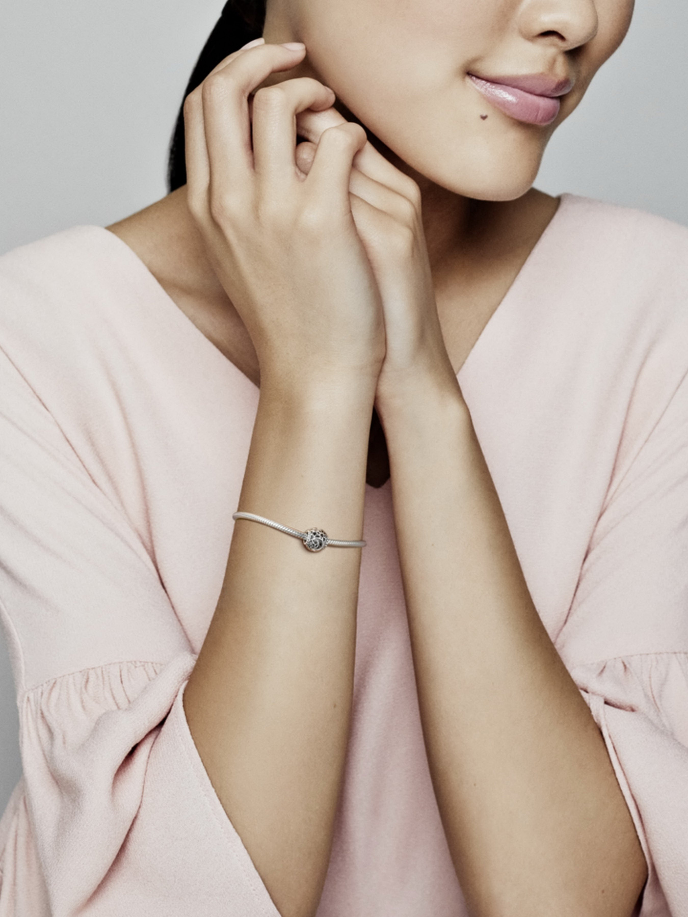 Класичні PANDORA Moments Модель 799183C00 Фото