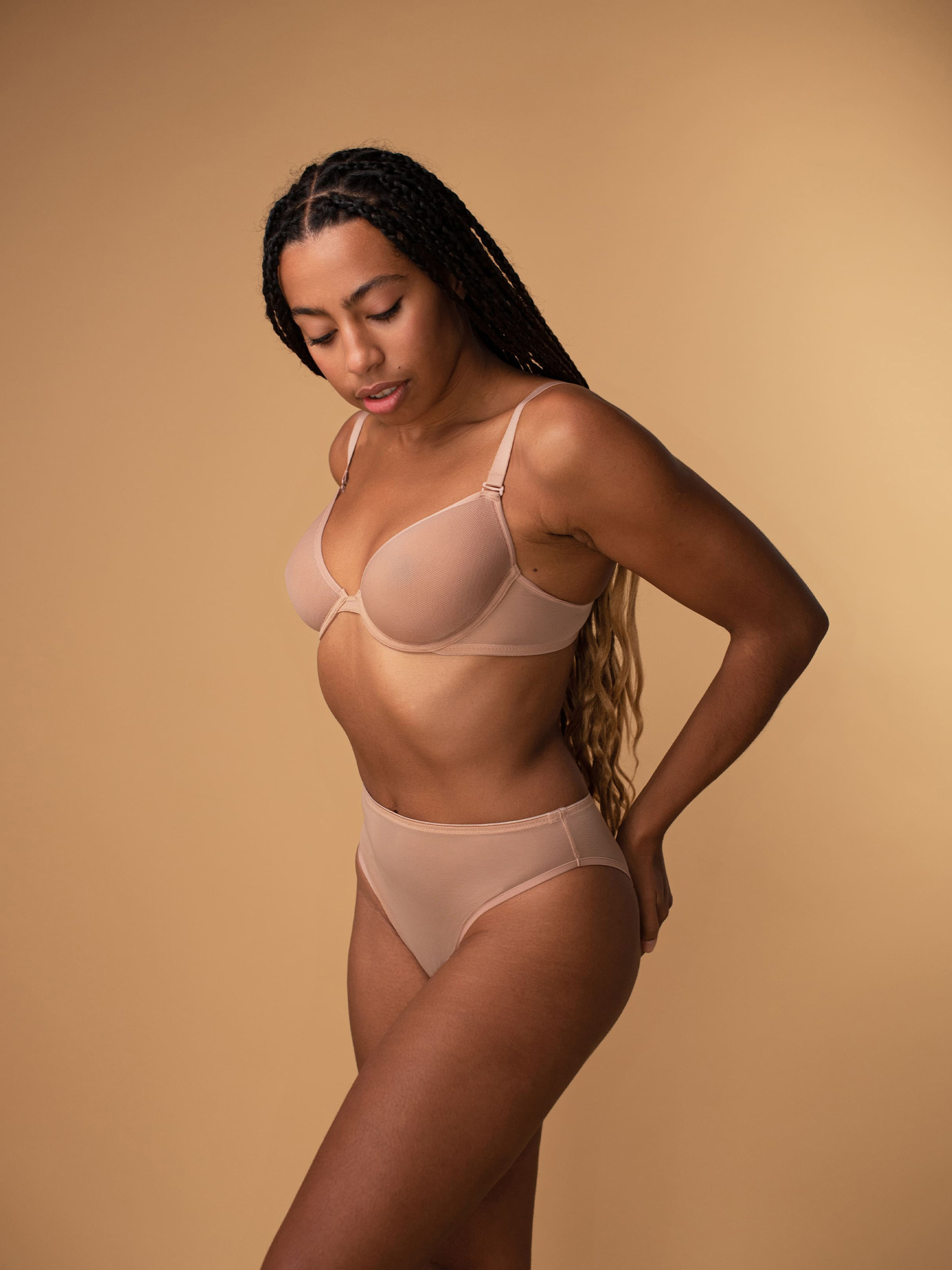 Бюстгальтер Brabrabra модель SLZ23601102_nud Фото