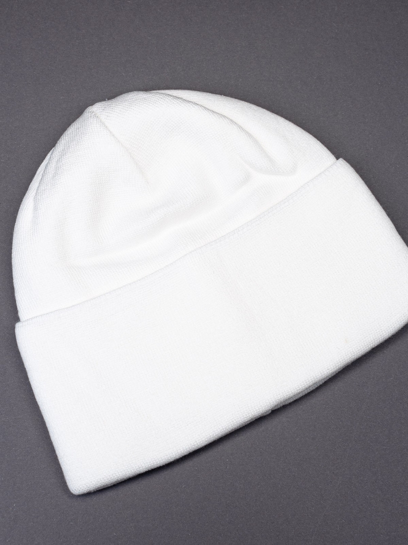 Шапка ISSA Plus модель SH-11_white Фото