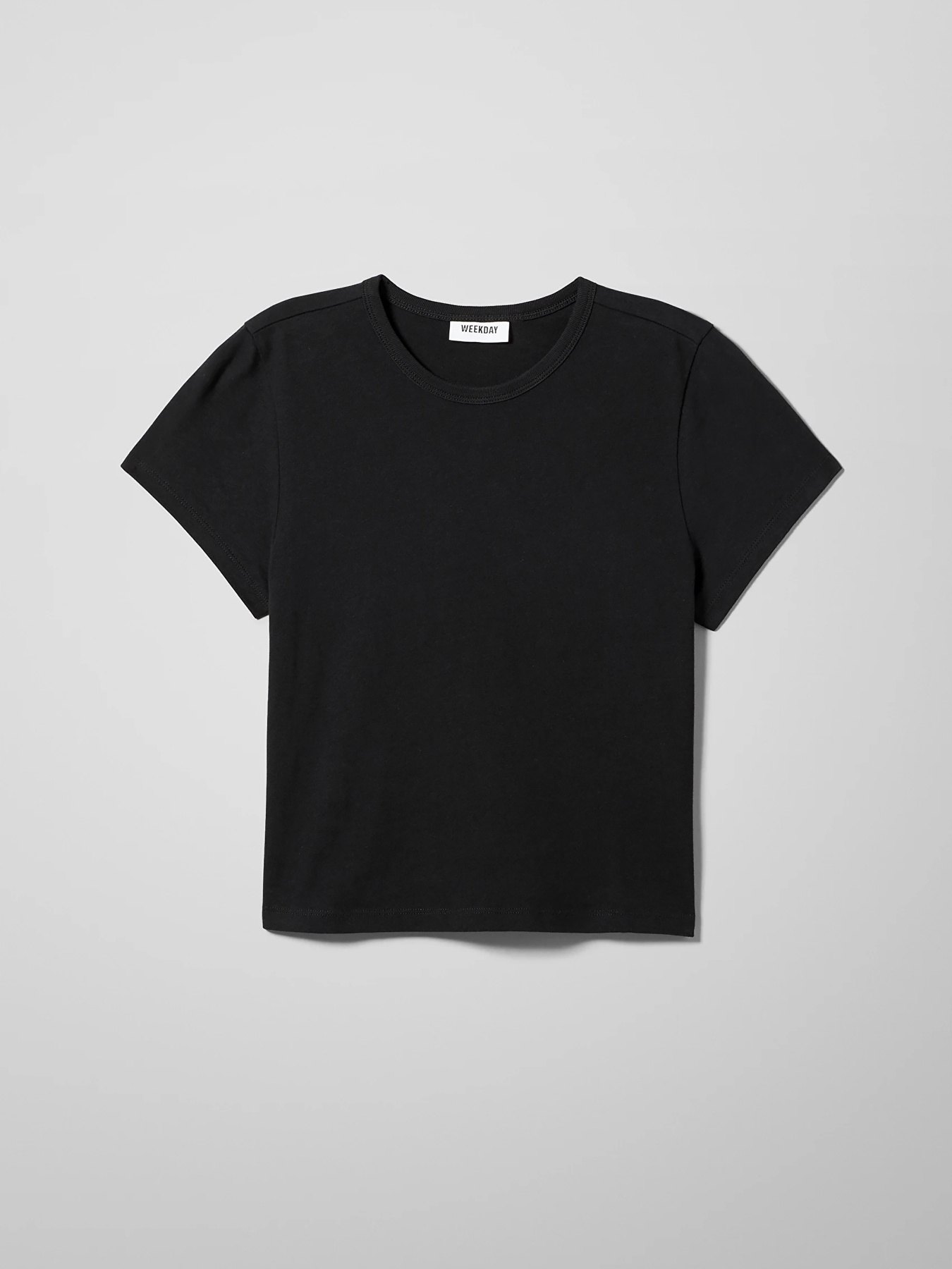 Футболка Weekday модель 38967 Фото