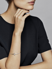 Классические PANDORA Moments модель 798413C00 Фото