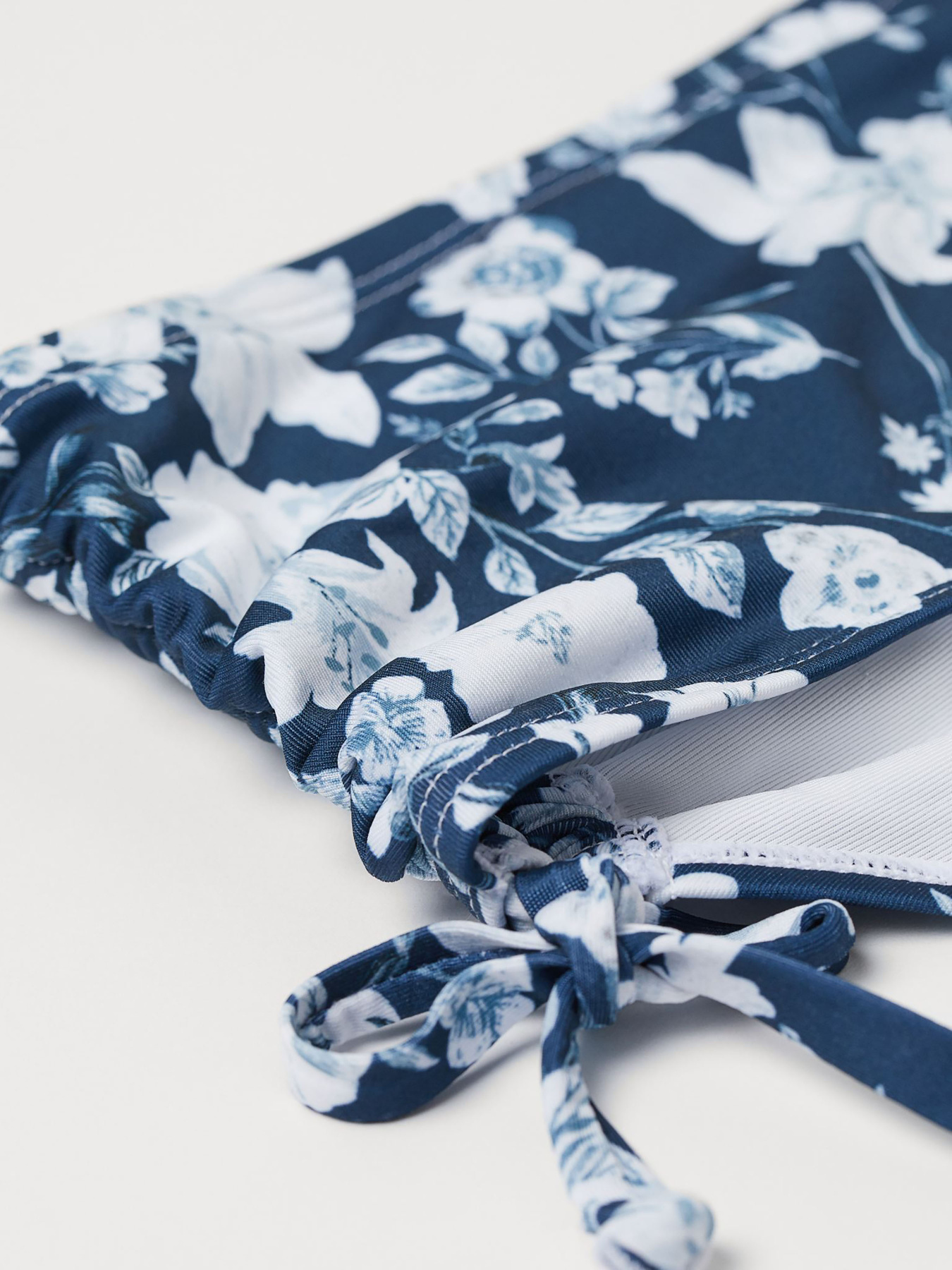 Низ купальника H&M модель 65317 Фото