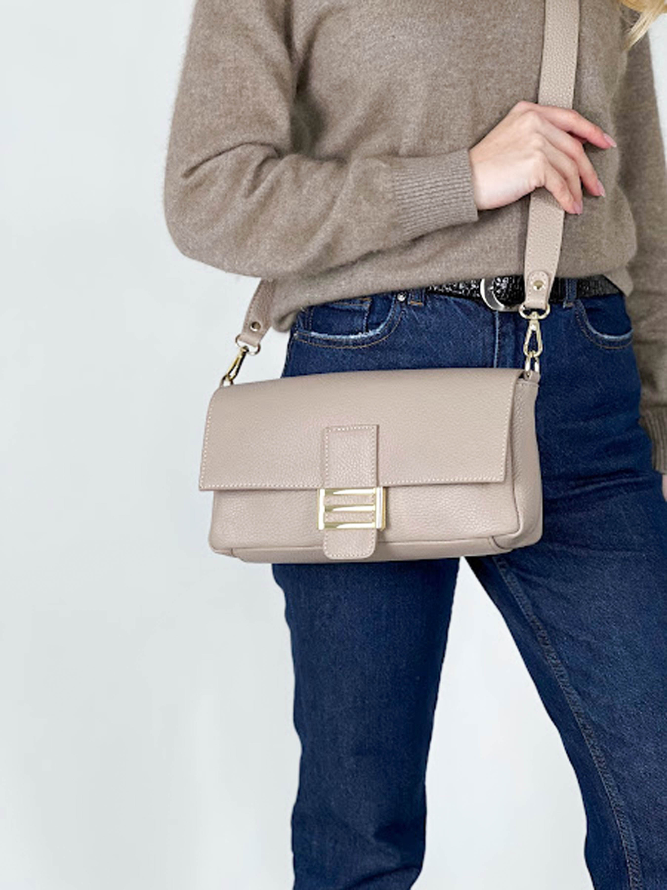 Сумка Bella Bertucci модель 4444-11-32 Сумка Bella Bertucci модель 4444-11-32 Фото