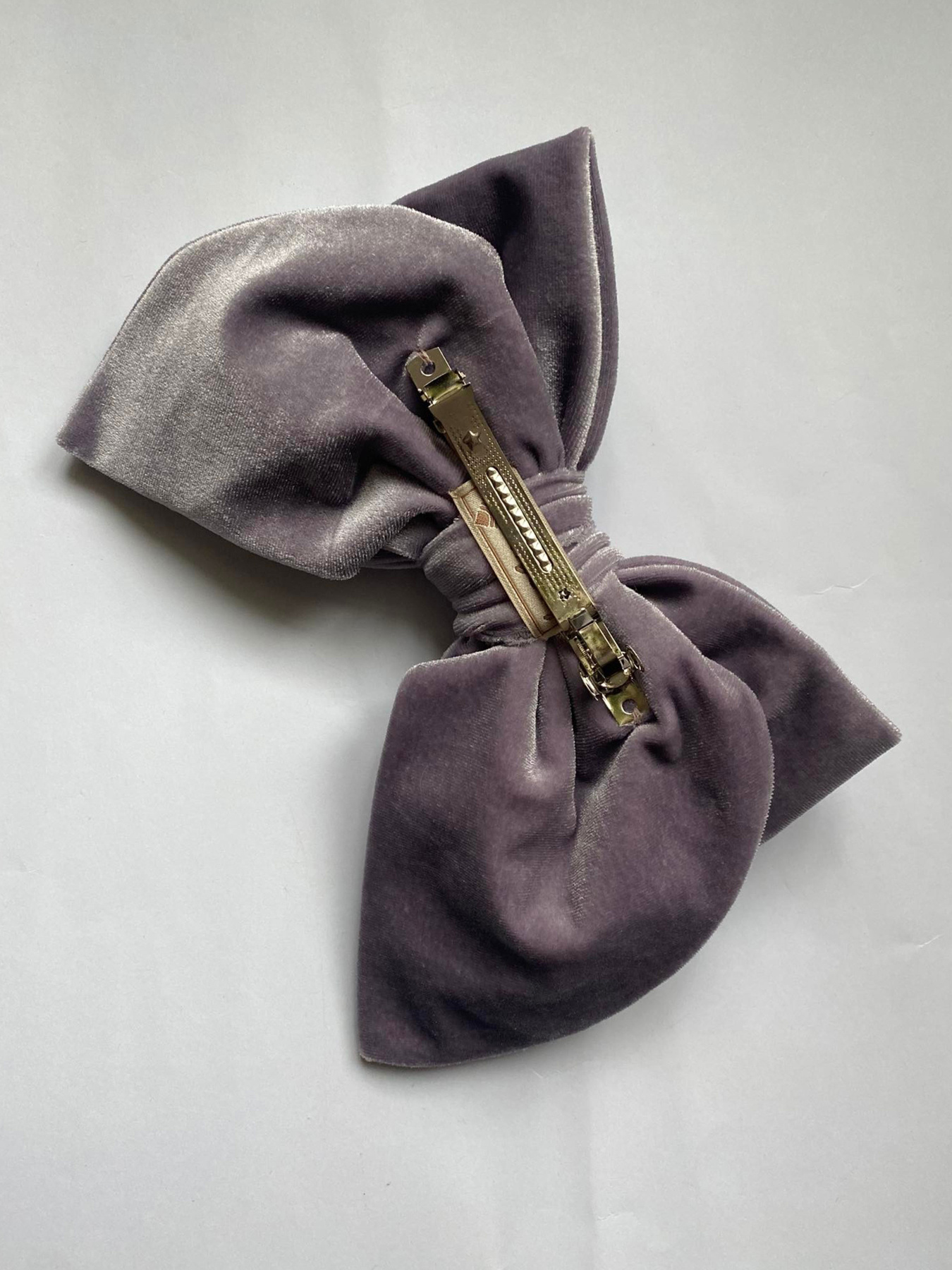 Оксамитовий великий бант кольору запорошена троянда для волосся MyScarf модель mp169173 Фото