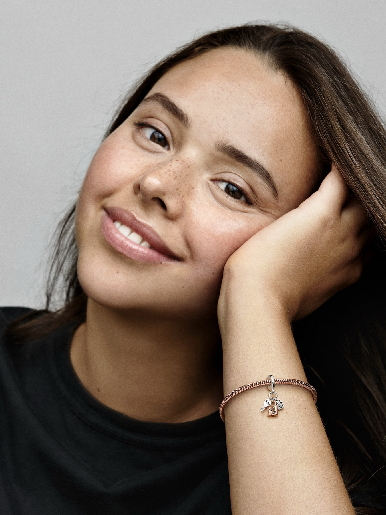 Класичні PANDORA модель 782506C01 Фото