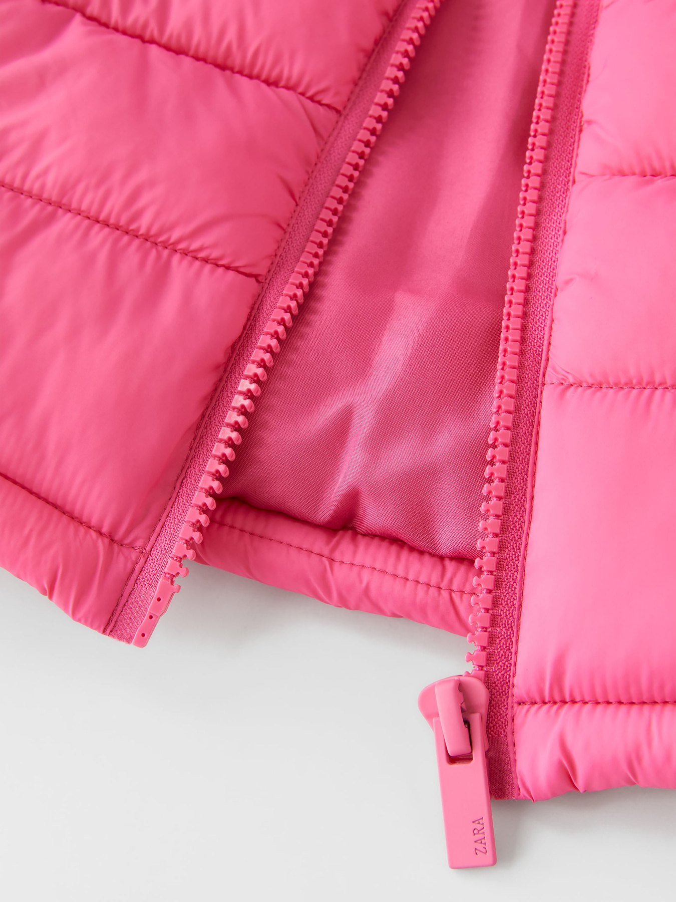 Демісезонна куртка ZARA модель 67781 Фото