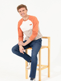 Свитшот US Polo модель G081SZ082.000.1454336.VR031 Фото