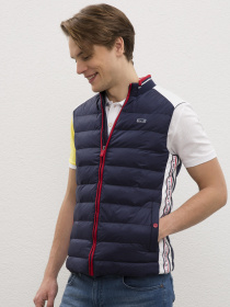 Утепленный жилет US Polo модель G081SZ010.000.963780.VR033 Фото