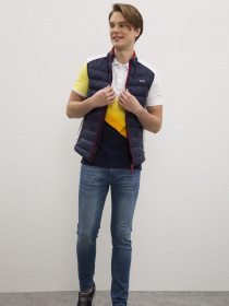 Утепленный жилет US Polo модель G081SZ010.000.963780.VR033 Фото