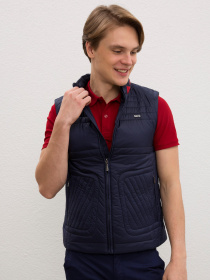 Жилет з утеплювачем US Polo модель G081SZ010.000.963775.VR033 Фото