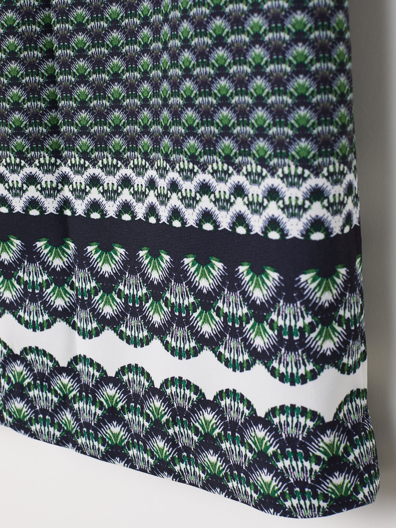 Повседневные штаны H&M модель 10041402 Фото