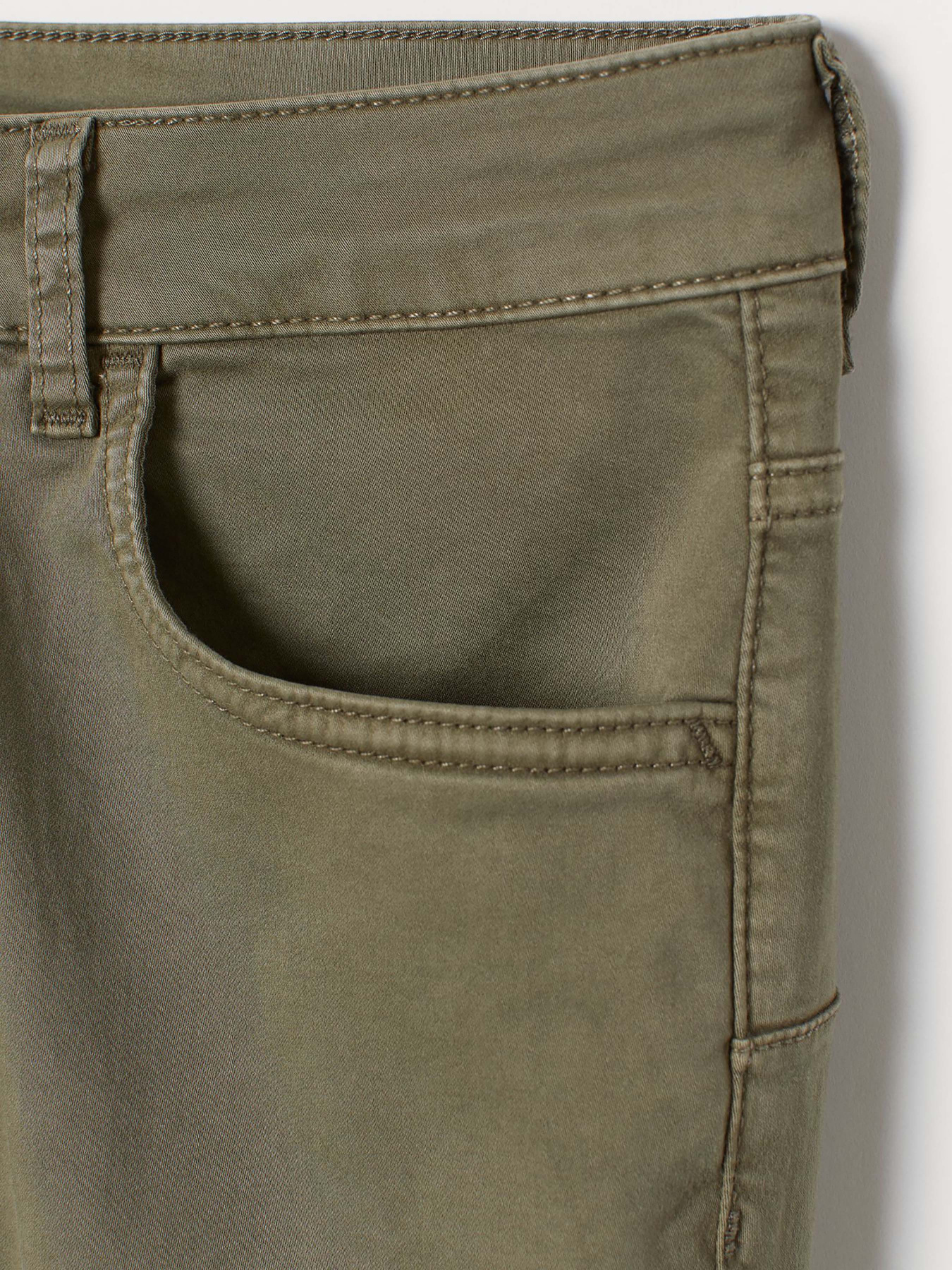 Зауженные джинсы H&M модель 10057302 Фото