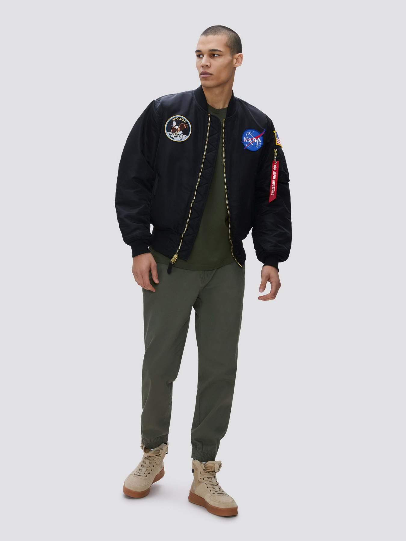 Куртки и дубленки Alpha Industries модель MJM21097C1_001 Фото