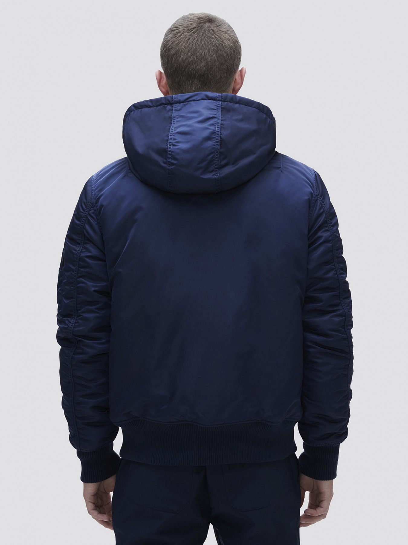 Куртки и дубленки Alpha Industries модель MJM49501C1_410 Фото
