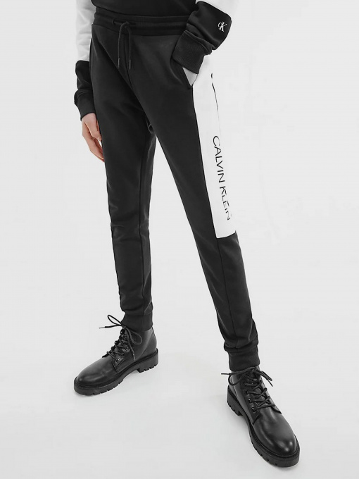 Костюмы Calvin Klein модель IB0IB00952-BEH Фото