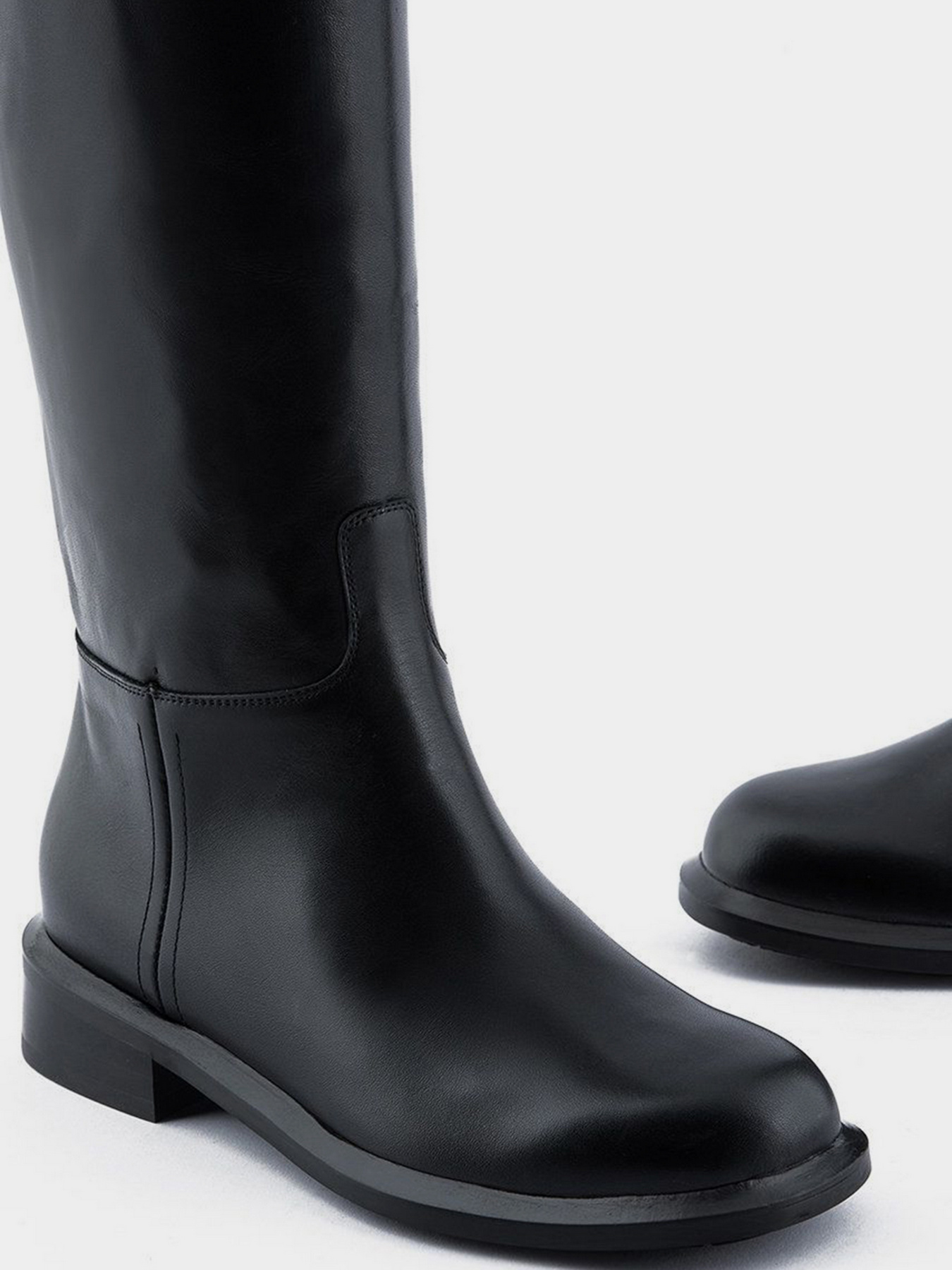 Ботинки и сапоги Emporio Armani модель X3O216-XF652-00002 Фото
